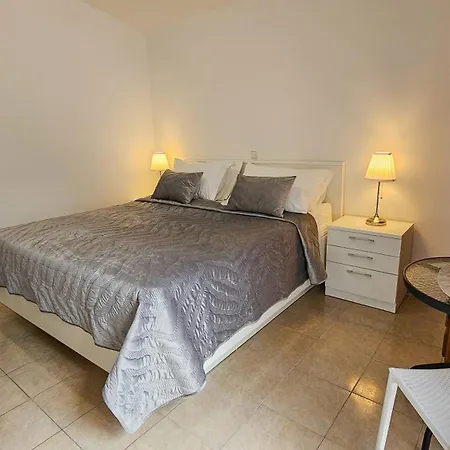 Mba 1 Apartment