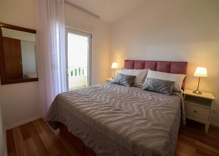 Daire Mba 1 Omiš